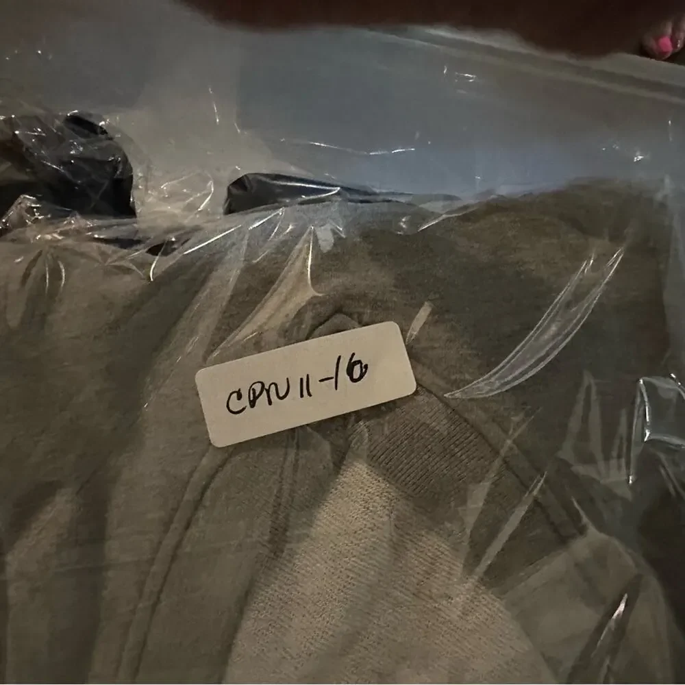Athletic Works Men's Sleeveless Gray Sweatshirt Size‎ L Pullover - Picture 8 of 8